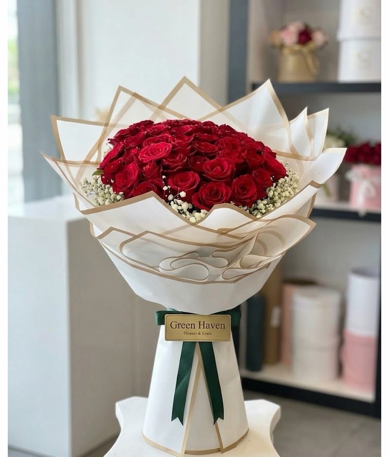 The Laureate Luxe